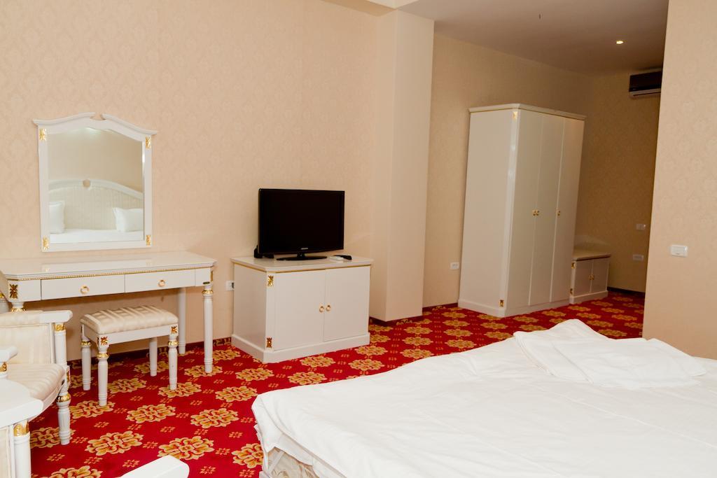 Complex Aristrocratos Hotel Mamaia Exterior photo