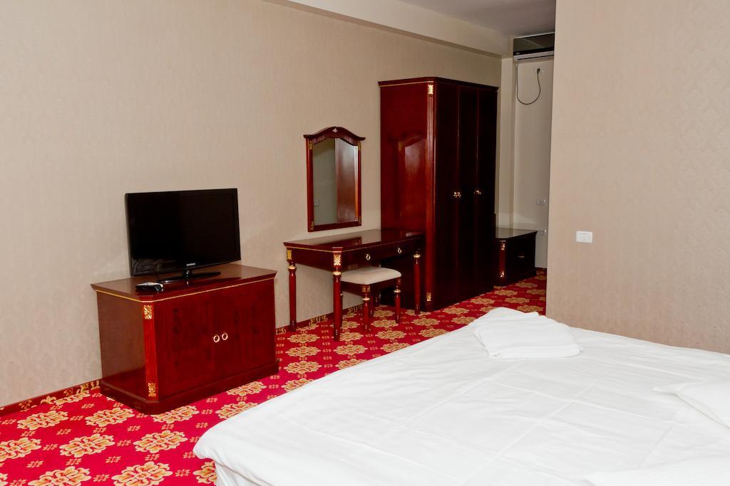 Complex Aristrocratos Hotel Mamaia Exterior photo