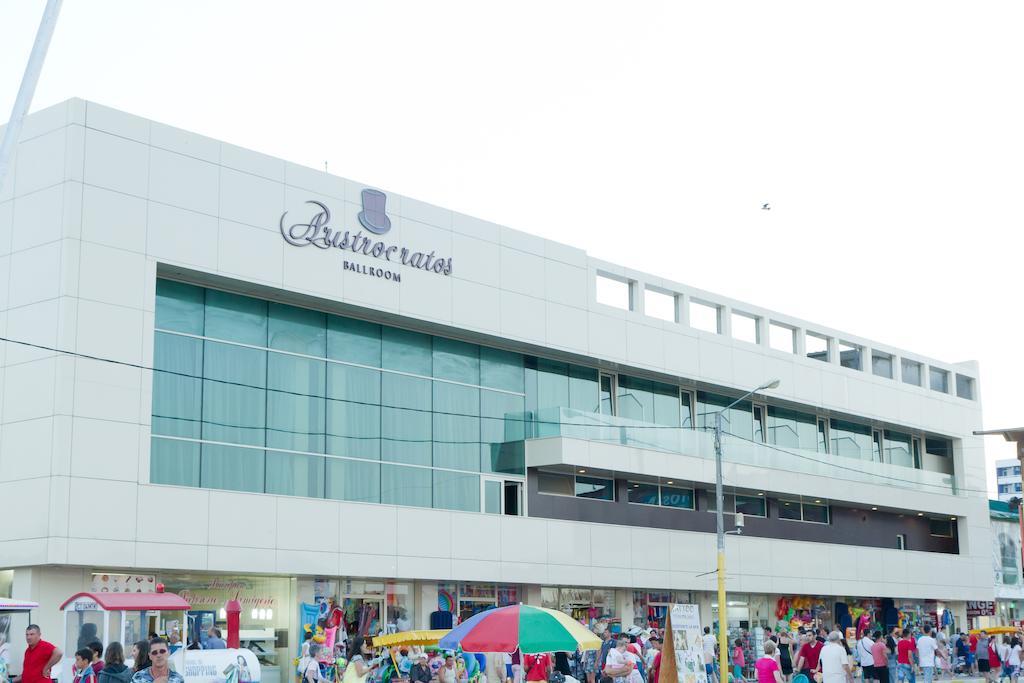 Complex Aristrocratos Hotel Mamaia Exterior photo